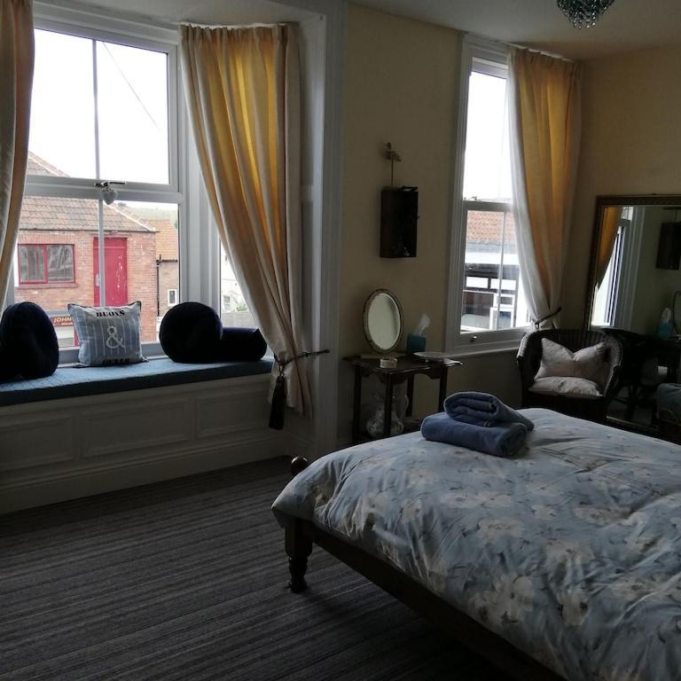 A Summer Place - Spacious Maisonette, Central Whitby, Sleeps 4, Close To Amenities Apartment Exterior photo